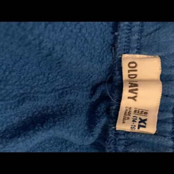 Boys Old navy  extra-large shorts - Picture 3 of 3